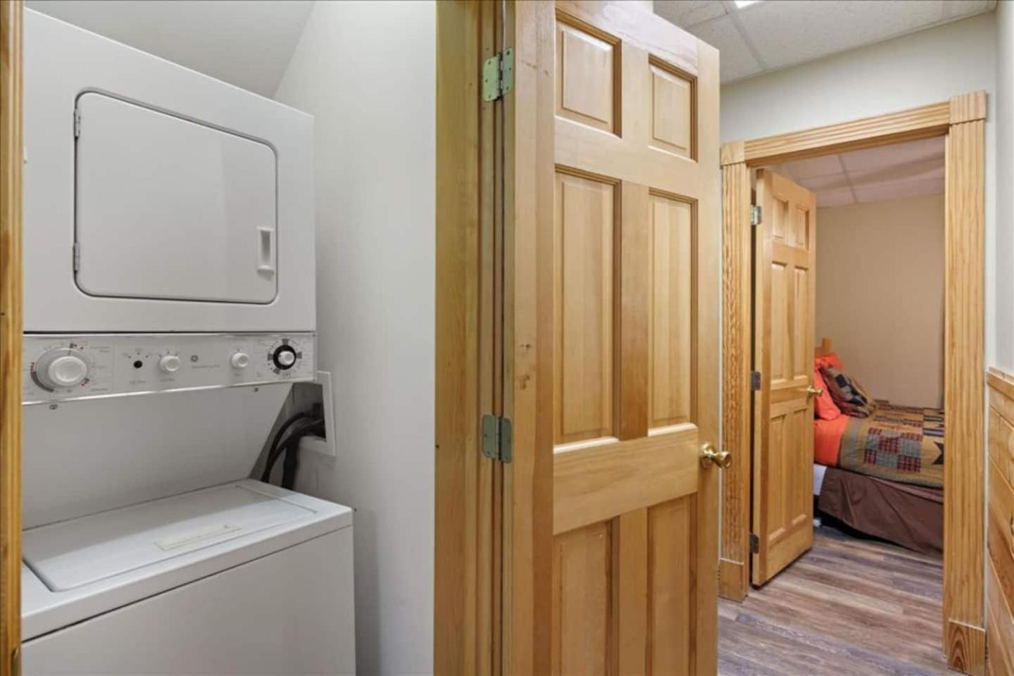5Br Smoky Cabin Hot Tub, Games, 1 Mi To Parkway Пиджен-Фордж Экстерьер фото