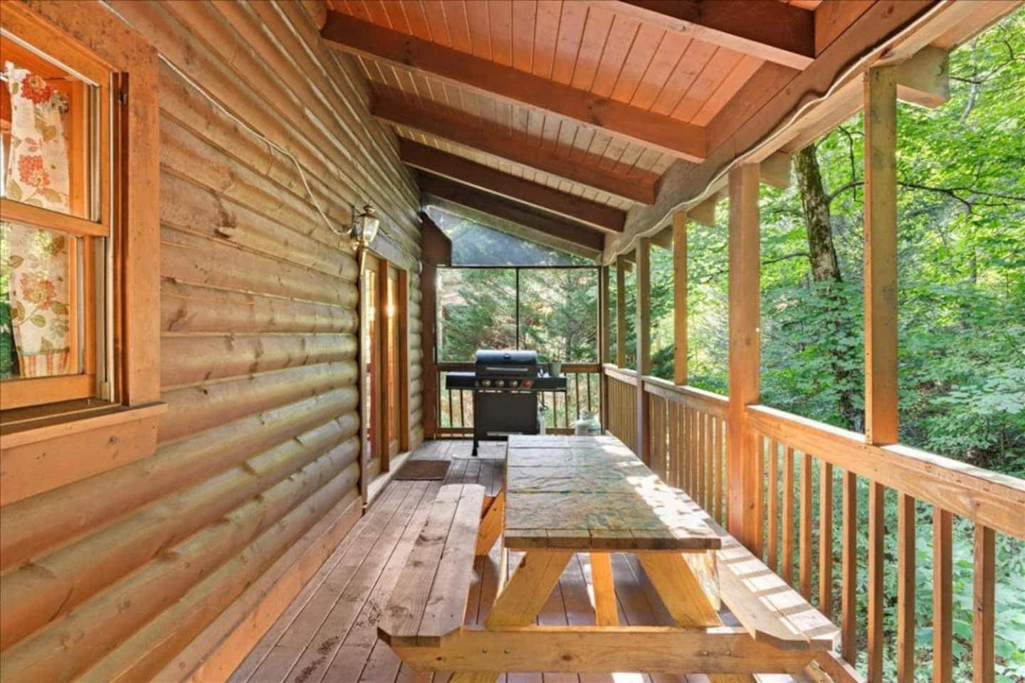 5Br Smoky Cabin Hot Tub, Games, 1 Mi To Parkway Пиджен-Фордж Экстерьер фото